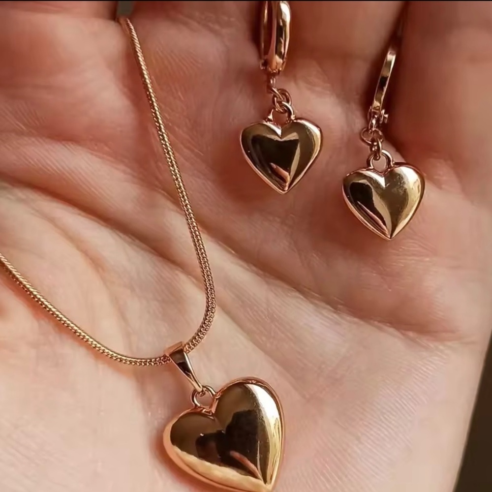 🎁✨ Glossy Gold Plated Metal Love Heart Dangle Earrings Necklace Jewelry Set - Picture 3 of 3